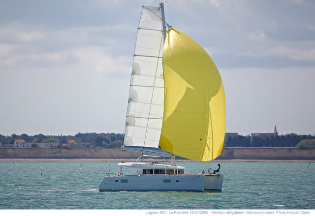 Lagoon 400 S2 - 4 + 2 cab. Liberty 2